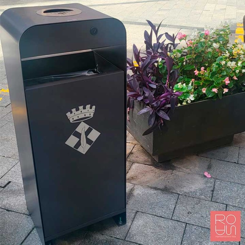 Paperera Metàl·lica Hèlix frontal de fusta